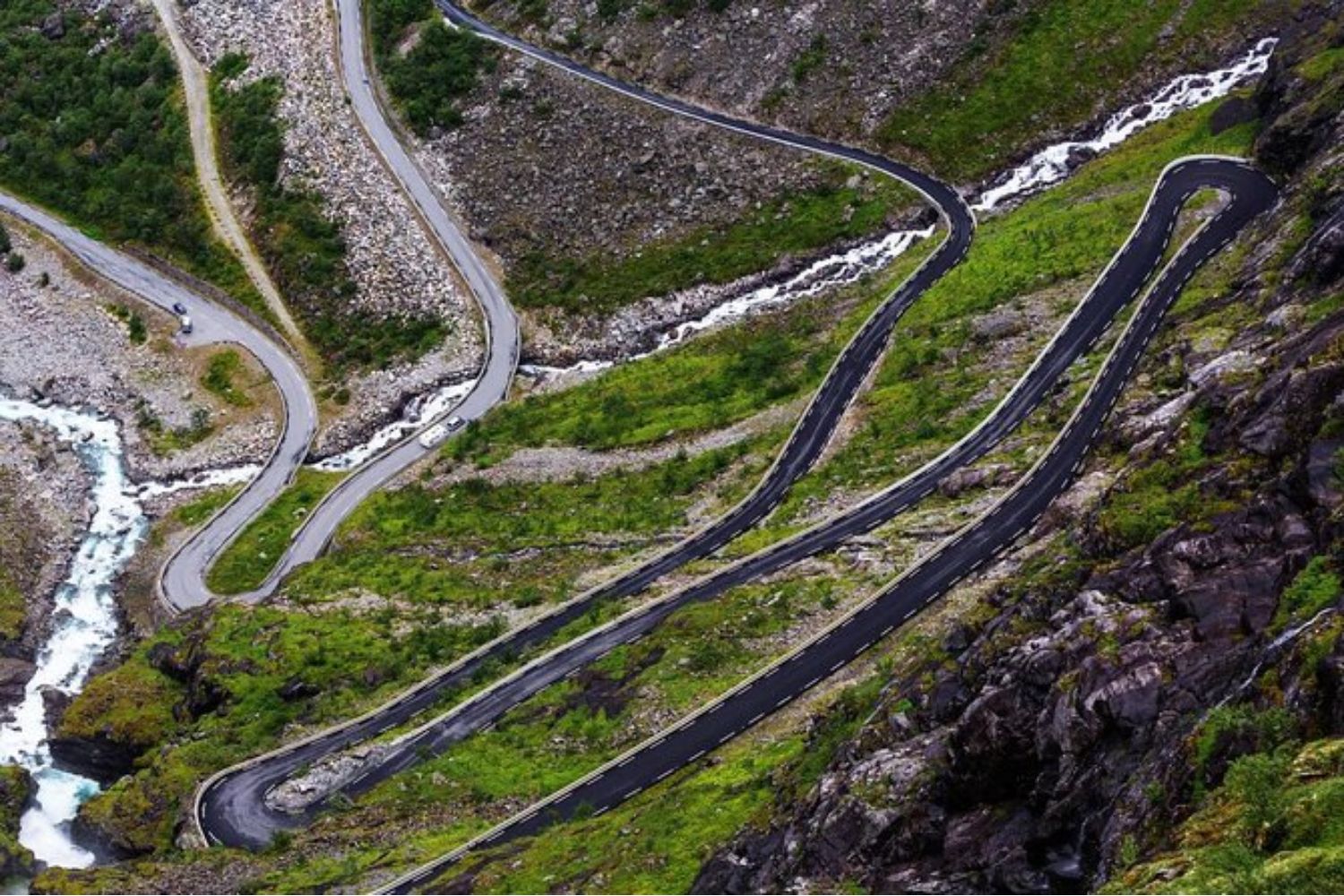 Alesund, Ruta de Los Trolls, Noruega