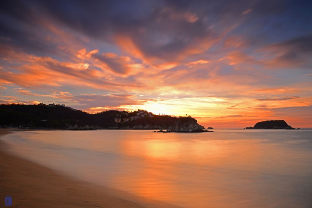Atardecer en la Playa de Huatulco
