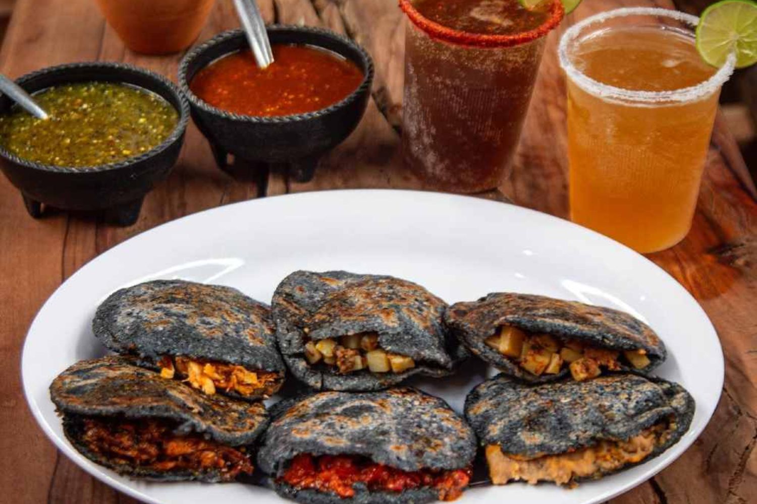Gorditas de guisados en Peña de Bernal