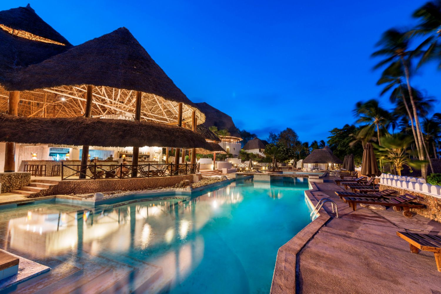 Hotel Diamonds Mapenzi